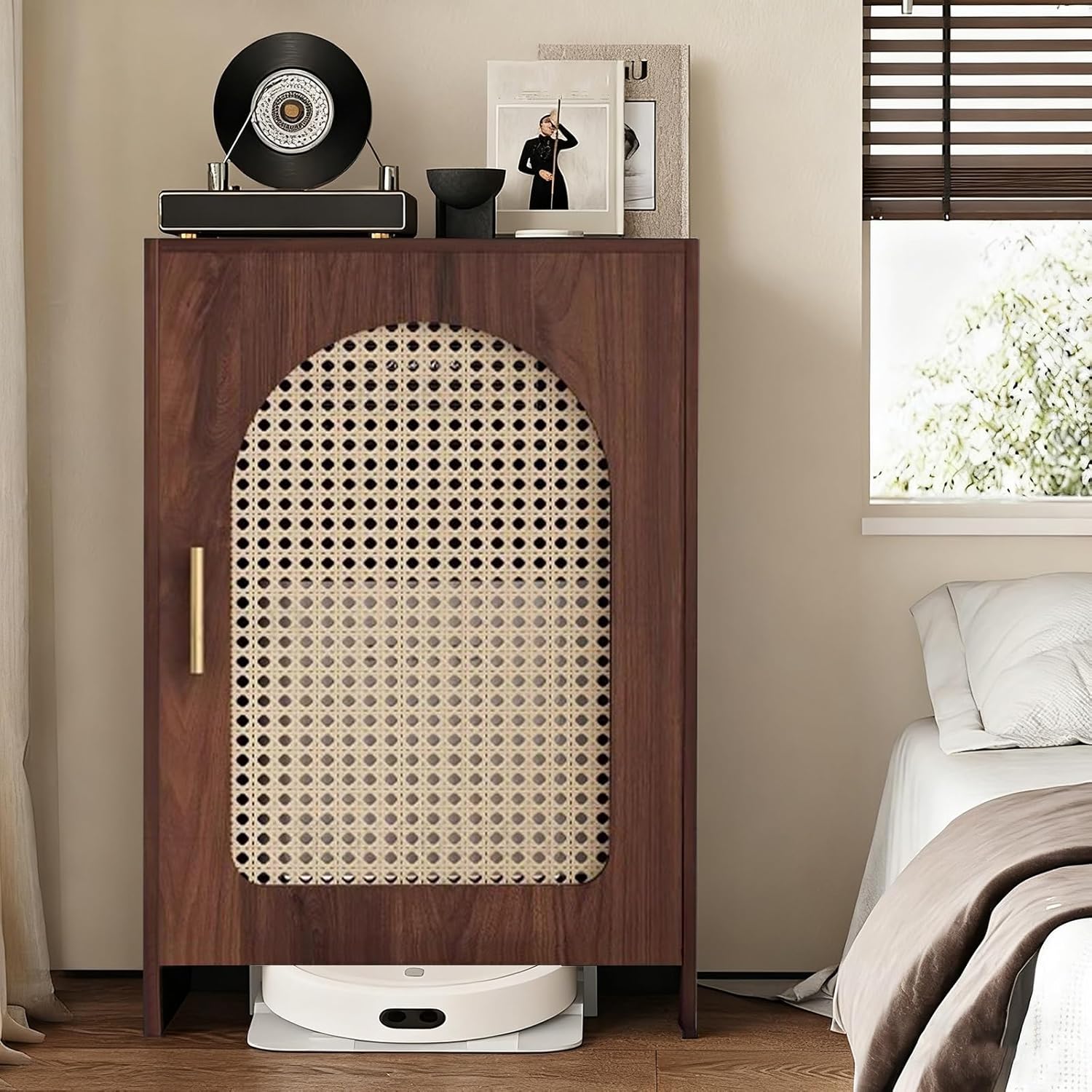 Wood Robot Vacuum Storage Cabinet, Hidden Sweeping Robot Organizer Rack with Door, Side Table for Dining Room, Kitchen, Home Office - Black, 40cm/15.7in