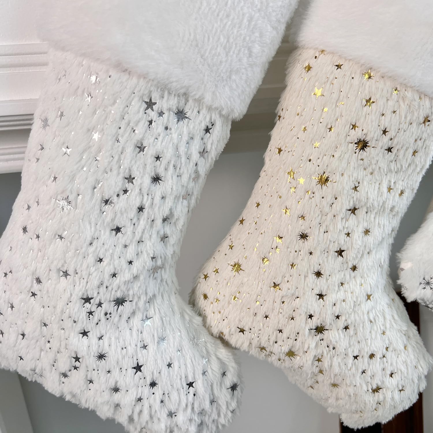 2024 New Nikolausstiefel mit Name 4er Set Weihnachtsstrumpf Nikolausstiefel zum Befüllen und Aufhängen Kamin Christmas Stocking Personalized Groß Deko Ideale Weihnachtsdekoration Weiß