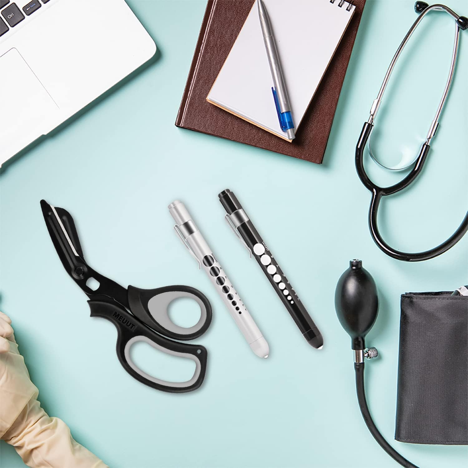 MEUUT 3 Pack Medical Scissors and PenLights with 4 AAA Batteries for Nurses