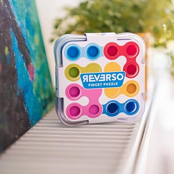 SmartGames Reverso, Fidget Puzzle, Mini Brain Teaser, Ages 6+