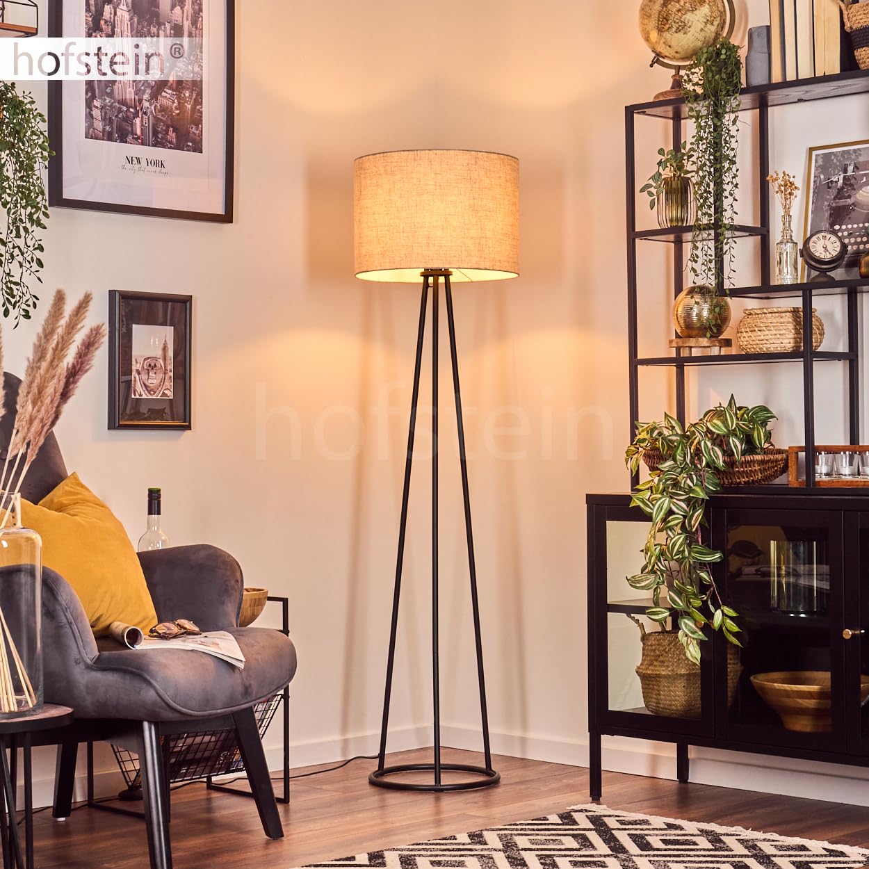 Stehleuchte Bassagoda, Stehlampe aus Metall/Stoff in Schwarz/Beige, Leuchte im modernen Design mit rundem Schirm (Ø 40 cm) u. Fußschalter, Höhe 152 cm, 1 x E27, ohne Leuchtmittel