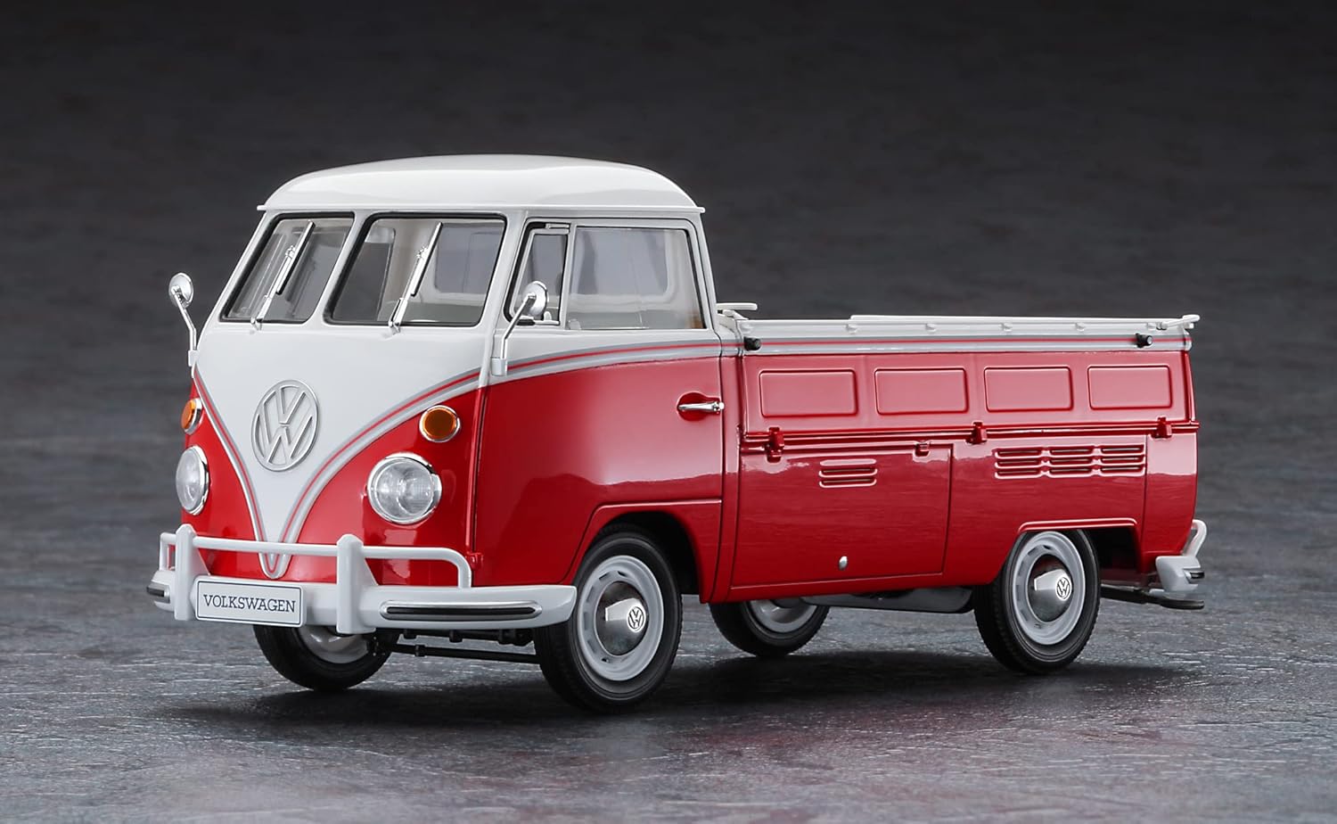 Hasegawa HA20556 1:24 Volkswagen Type 2 Pick-Up Truck-Red-White Paint Model Kit, Molded Color
