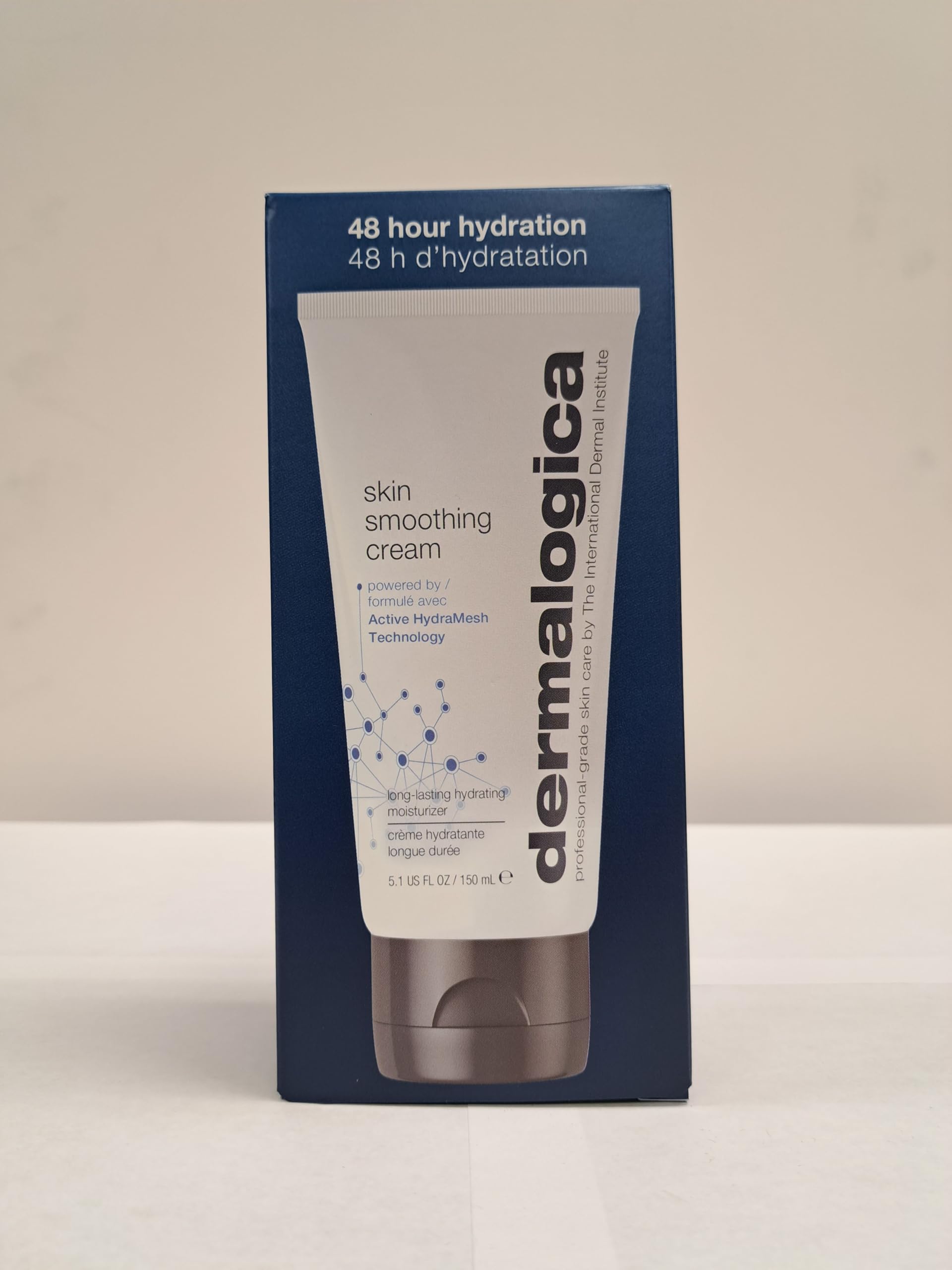 Dermalogica Skin Smoothing Cream Soin Hydratant 150ml | Soin hydratant mi-riche aux vitamines C et E qui apporte jusqu'à 48 heures d'hydratation.