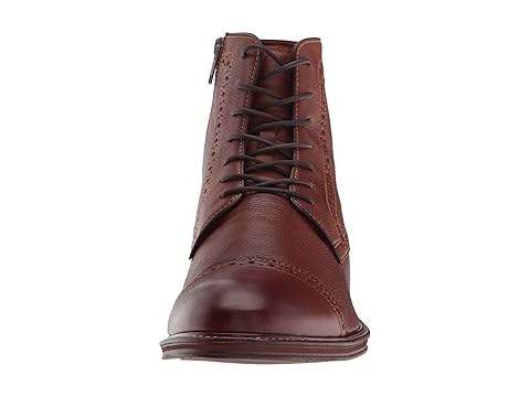 warner cap toe chukka