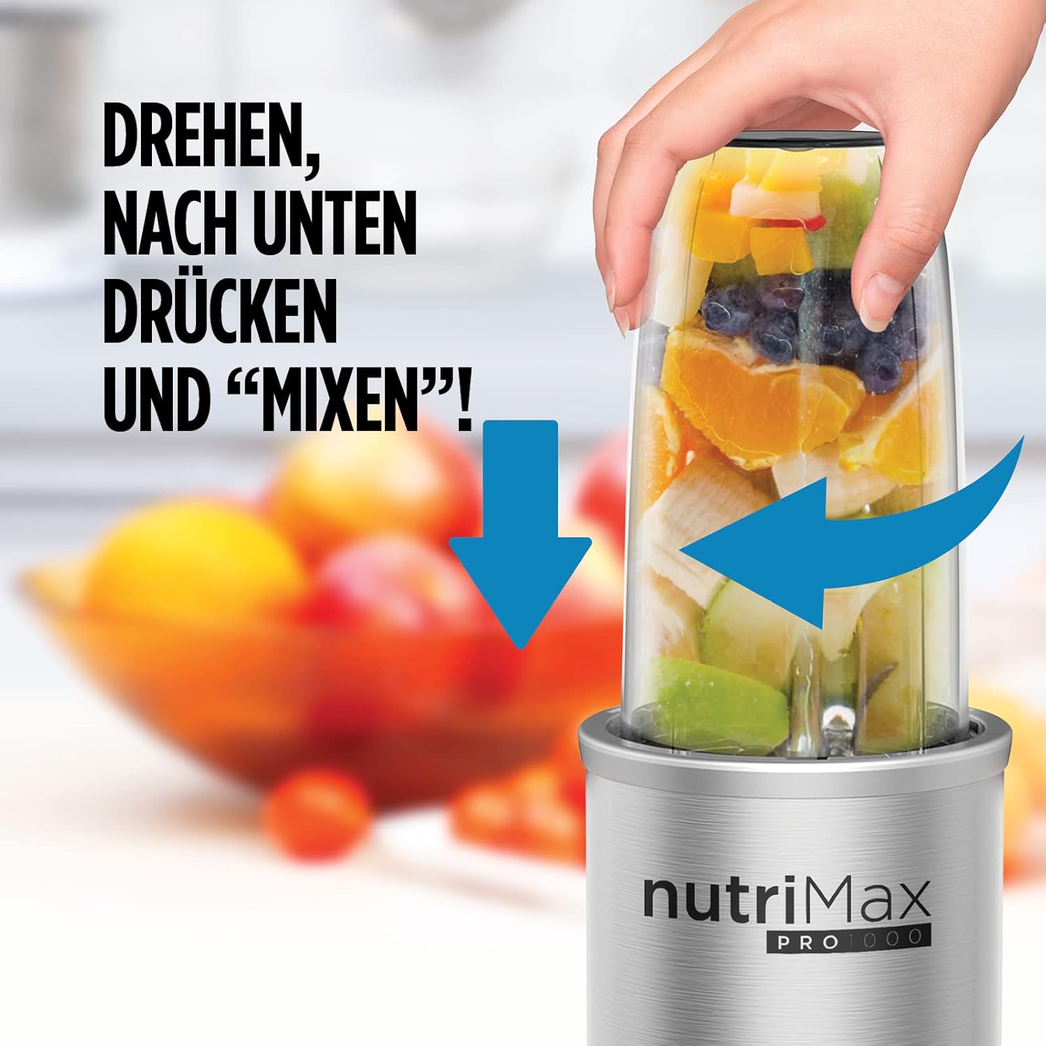 Illustrates the simple twist and press assembly for blending.