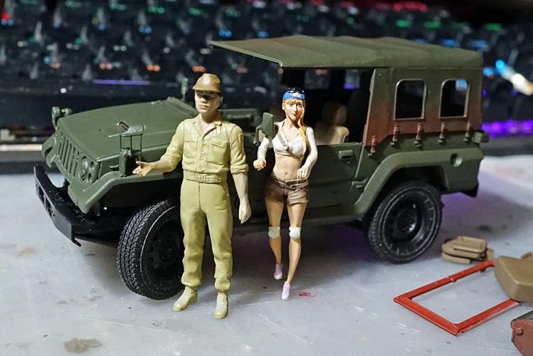 Amazon | モノクローム 1/35 陸上自衛隊 1/2tトラック 1996 +サマーワ
