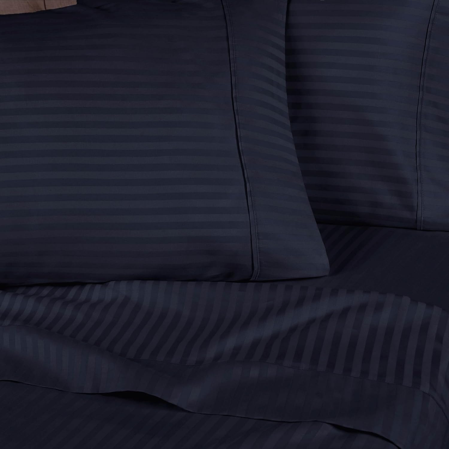 Superior Egyptian Cotton 300 Thread Count Bed Sheet Set, 1 Elastic Deep Pocket Fitted Sheet, 1 Flat Sheet, 2 Pillowcases, Daily Sheets, Luxury Home Essentials, Striped, California King, Navy Blue