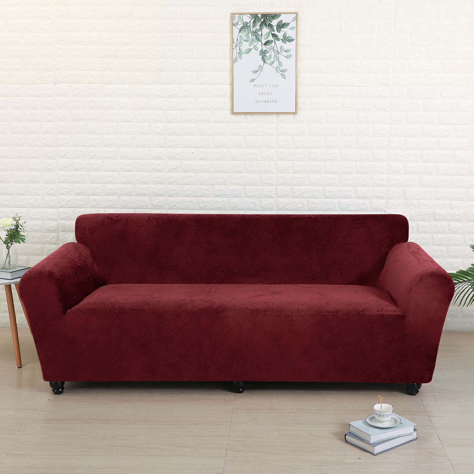 Protégez votre canapé des chiens avec la housse velours extensible 2 places rouge