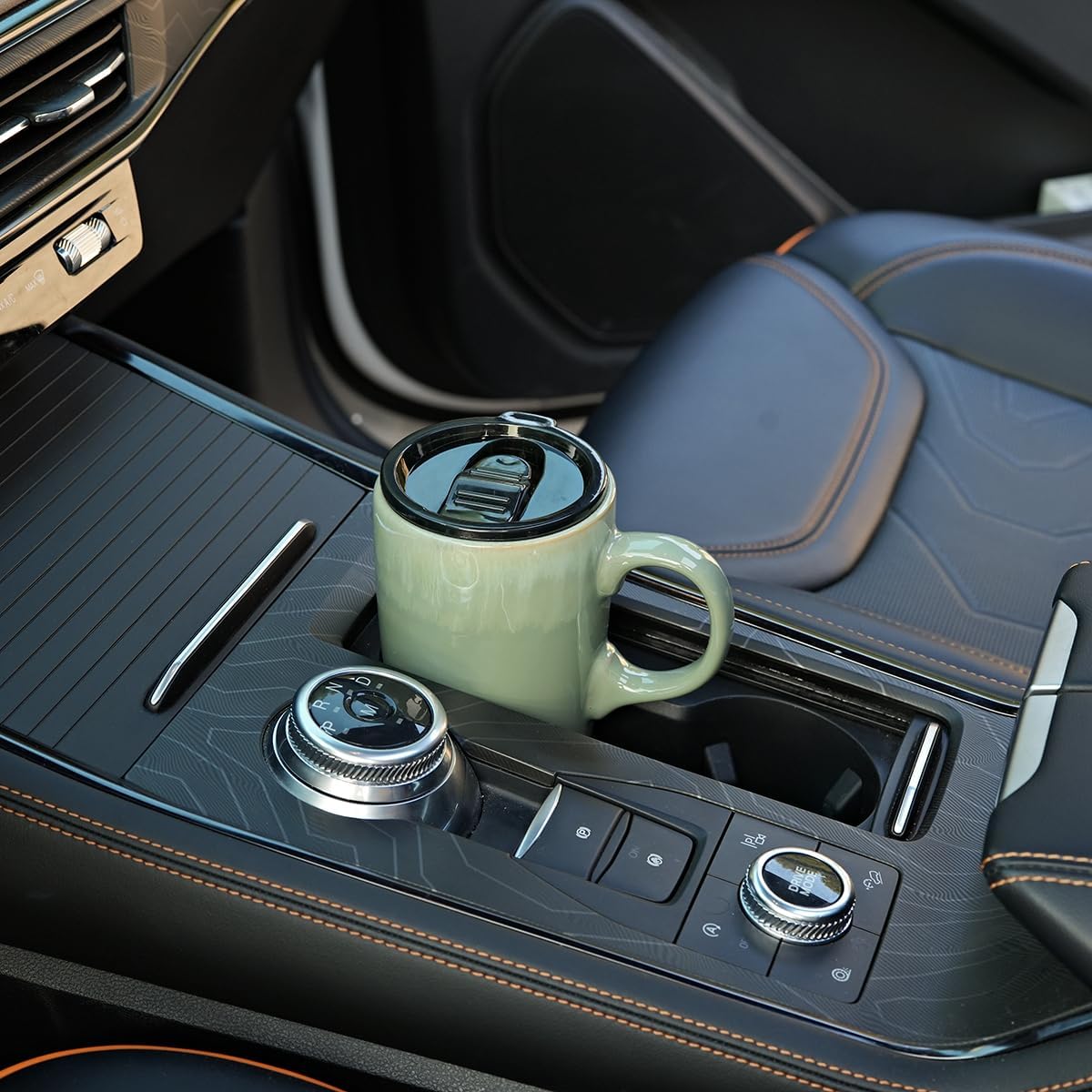 Bosmarlin Ceramic Travel Coffee Mug with Handle and Lid, 18 oz, Portable Coffee Cup for Car Cup Holder, Microwave and Dishwasher Safe, Reactive Glaze (Pale Green) - Image 5