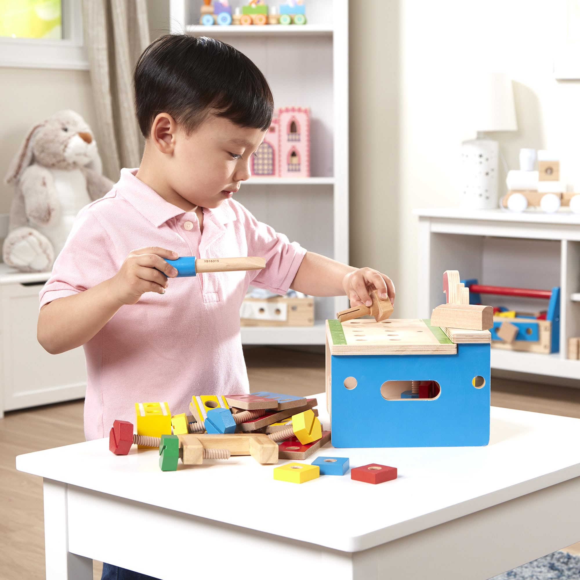 Melissa & Doug Werkbank aus Holz mit Hammer und Säge