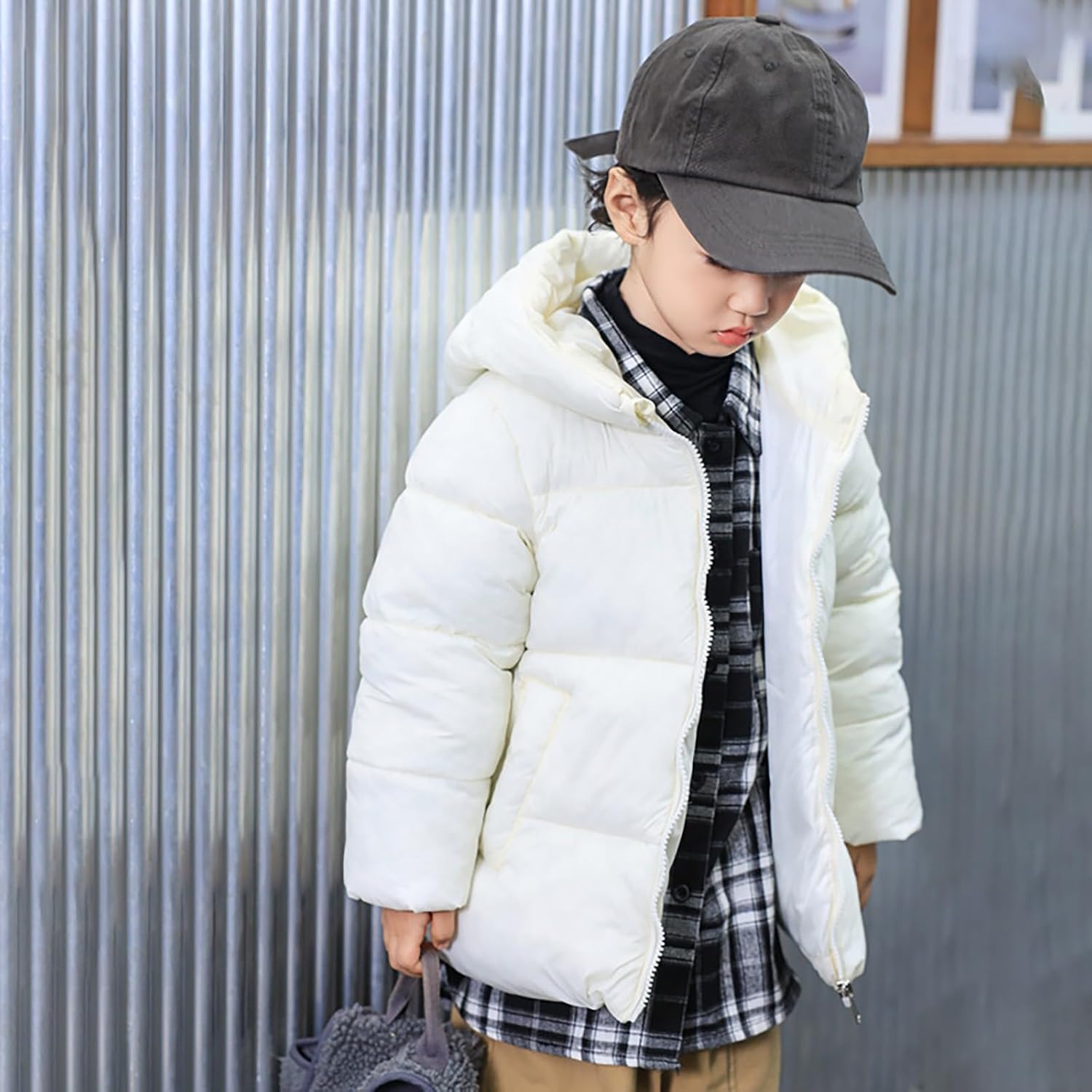 Boys Girls Winter Coat Lightweight Packable Hooded Puffer Jacket for Kids Toddler Water Resistant Padded Down Coat