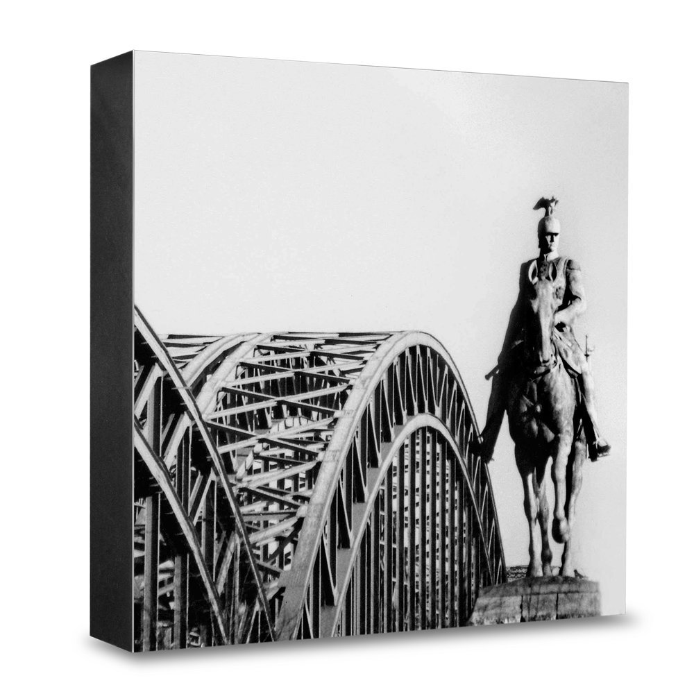 COGNOSCO - Photo wooden block large - 20 x 20 cm - wall picture with architecture photography Cologne - Hohenzollernbrücke