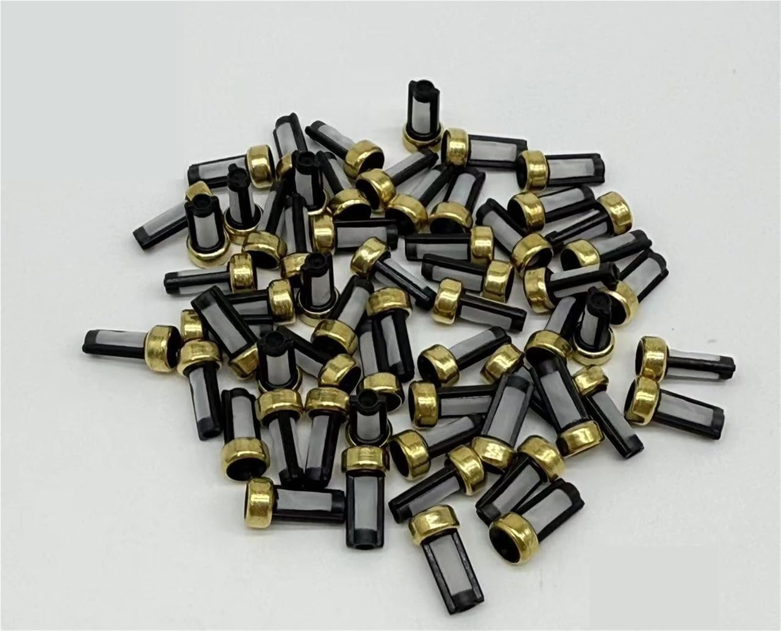 Pasuje do uniwersalnego mikrofiltra wtryskiwacza paliwa Bo&sch 12 * 6 * 3mm