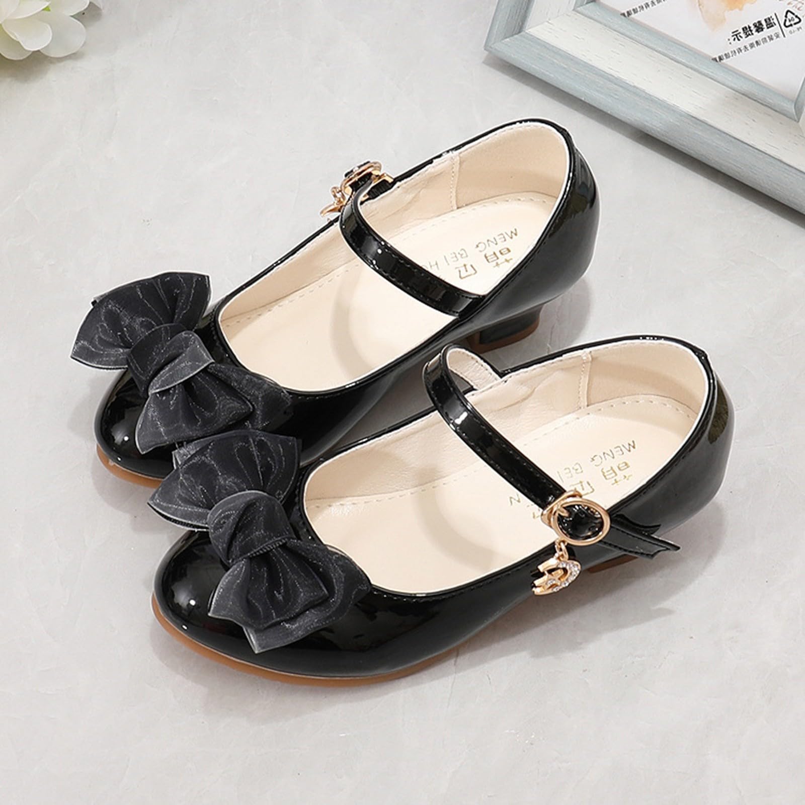 Chaussures De Princesse Enfant Fille Cuir Chic a la Mode Chaussure De Cérémonie Fille Mariage Soirée Bal Brillante Confort Semelle Plate Antidérapant Souples Légères