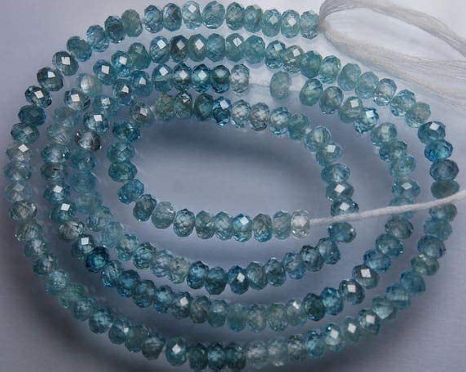 Perles zircon bleu naturel AAA 4.10mm : rondelles facettées pour bijoux DIY