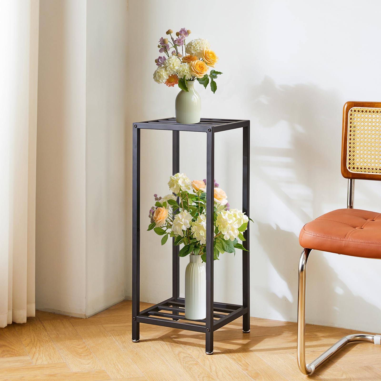 IBUYKE 2 Livelli Supporto per Piante da Interno, 76cm Alto Porta Piante in Metallo, Moderno Quadrato Porta Fiori da Interno Scaffale per Piante Porta per Giardino Balcone Soggiorno, Nero TMJ070B