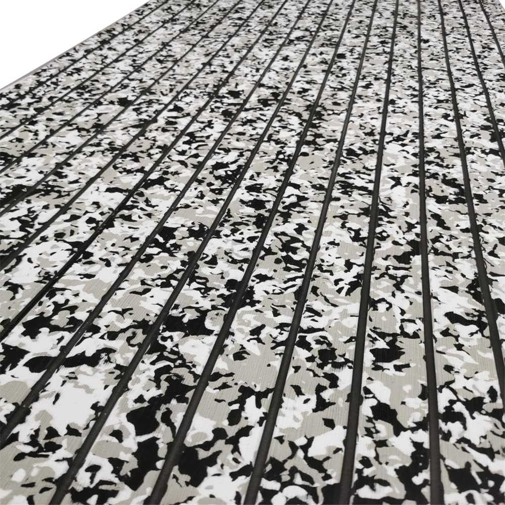 camo with black lines