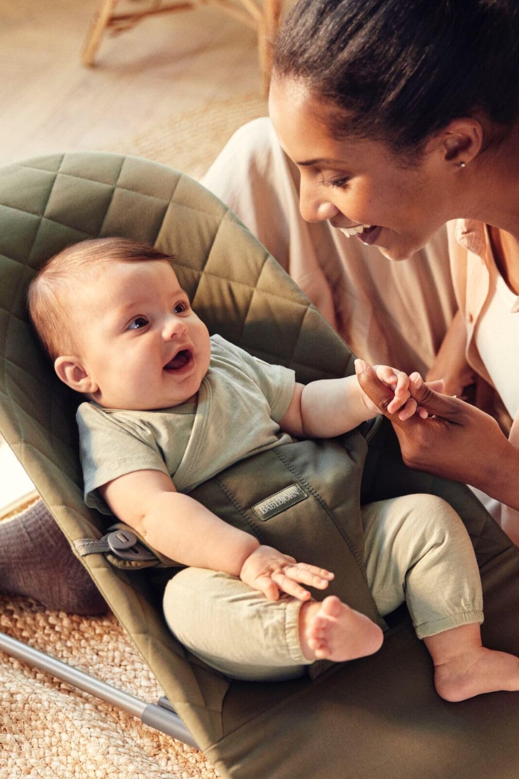 BabyBjörn Babywippe Bliss, Gewebe, Klassische Steppung, Dunkelgrün
