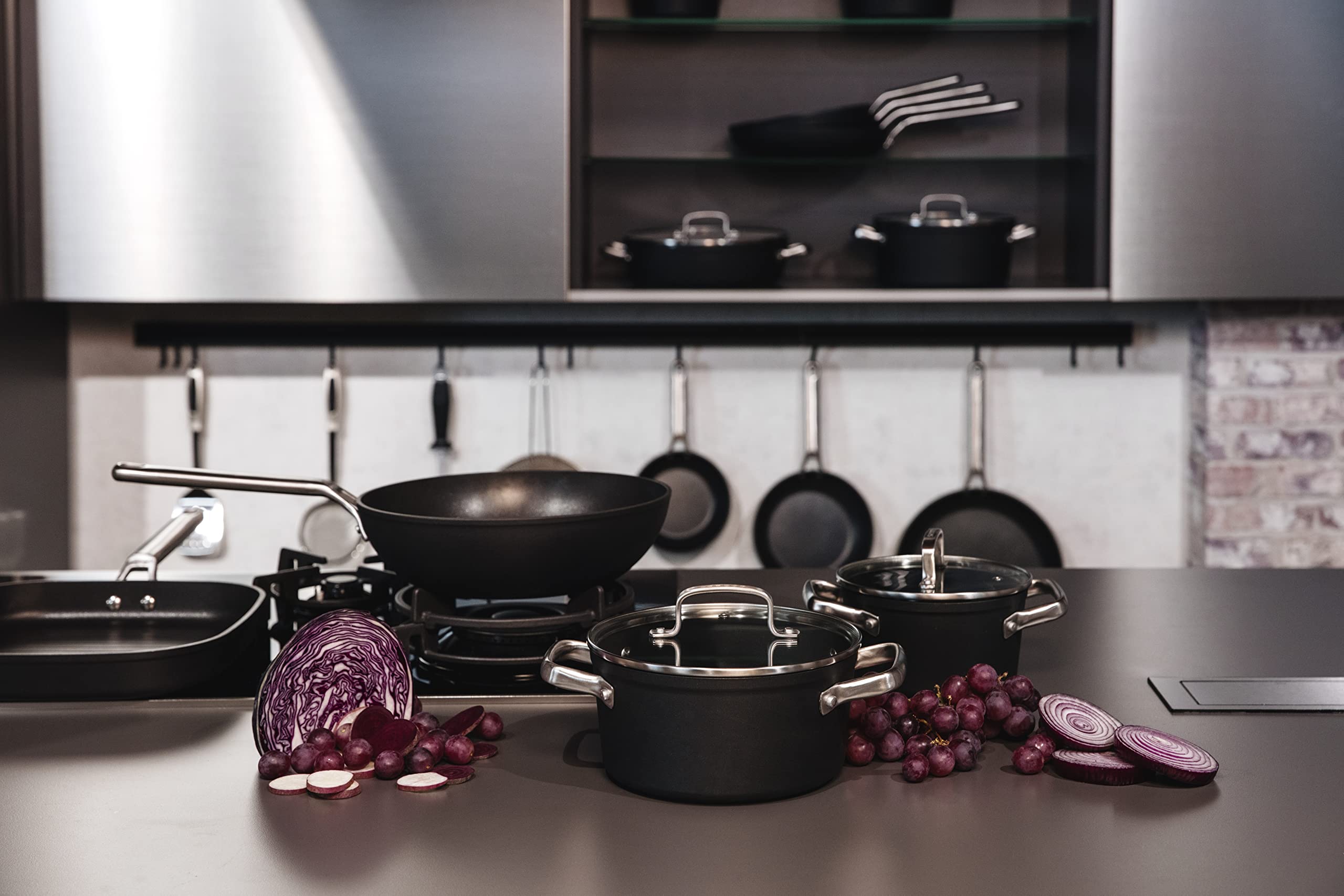 Arcos Grill Antiadherente 28x28 cm - Aluminio Forjado, Full Induction, Mango Acero Inoxidable Efecto Frío, Ahorro Energético, Apta Lavavajillas, Serie Samoa