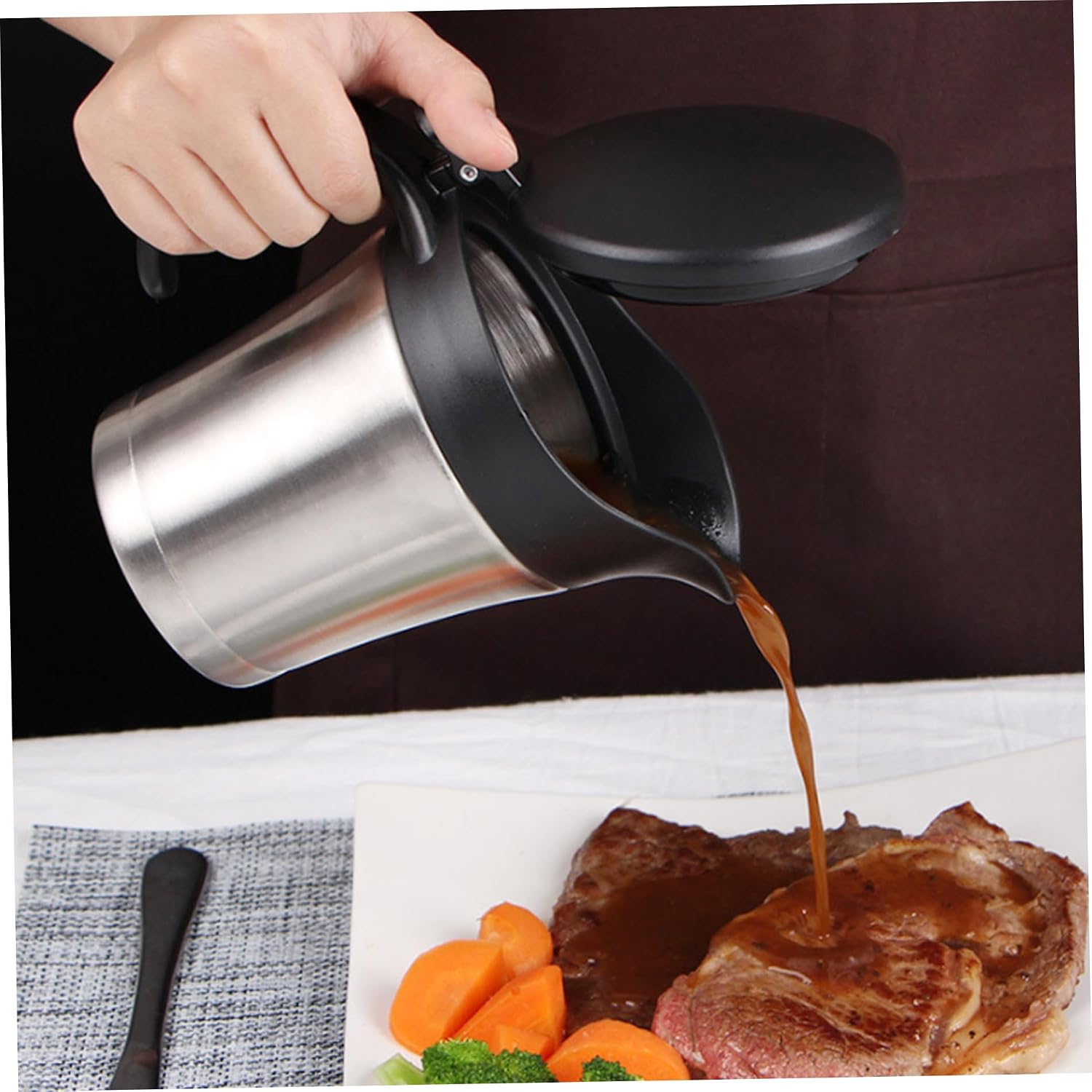 Gravy Boat Insulated Gravy Jug with Lid, 750ml Stainless Steel Boat, Double Wall Insulated Jug, Creamer Pitcher with Handle for Custard, Cream, Sauce
