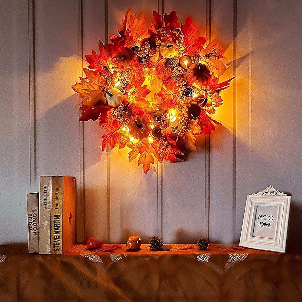 Couronne D'automne Avec Lumières LED (40 Cm) - Feuilles D'érable, Citrouille, Baies, Pour Porte, Halloween, Thanksgiving