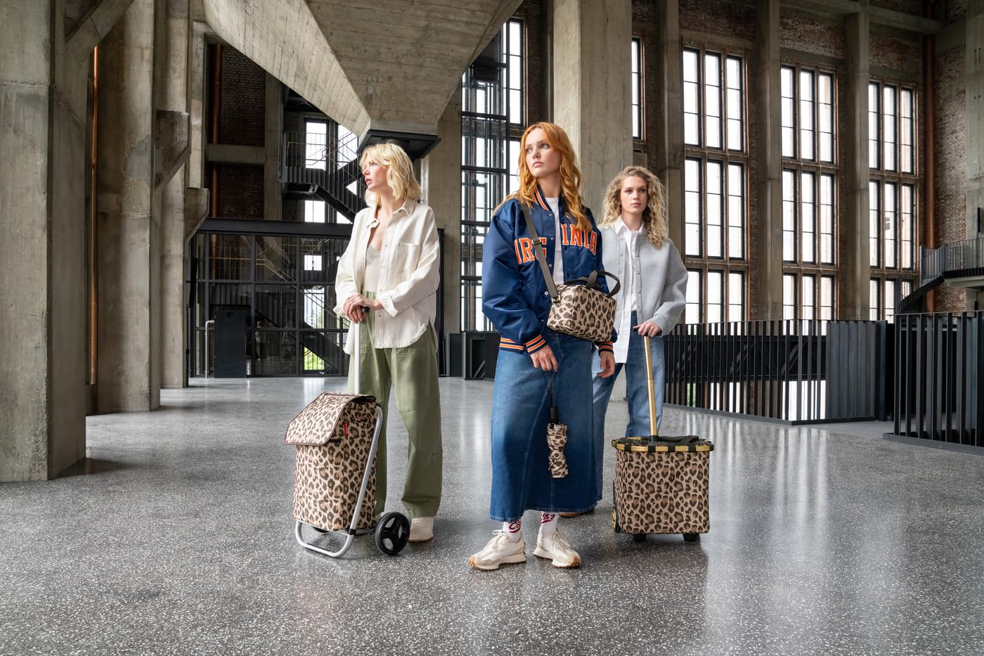 reisenthel Coolerbag-to-go - Petit Sac Isotherme à bandoulière - Idéal pour Les Pique-niques, Le Bureau et Les déplacements