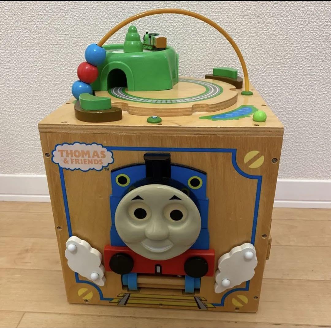 Amazon.co.jp: 木製トーマス よくばりビジーボックス レア : おもちゃ