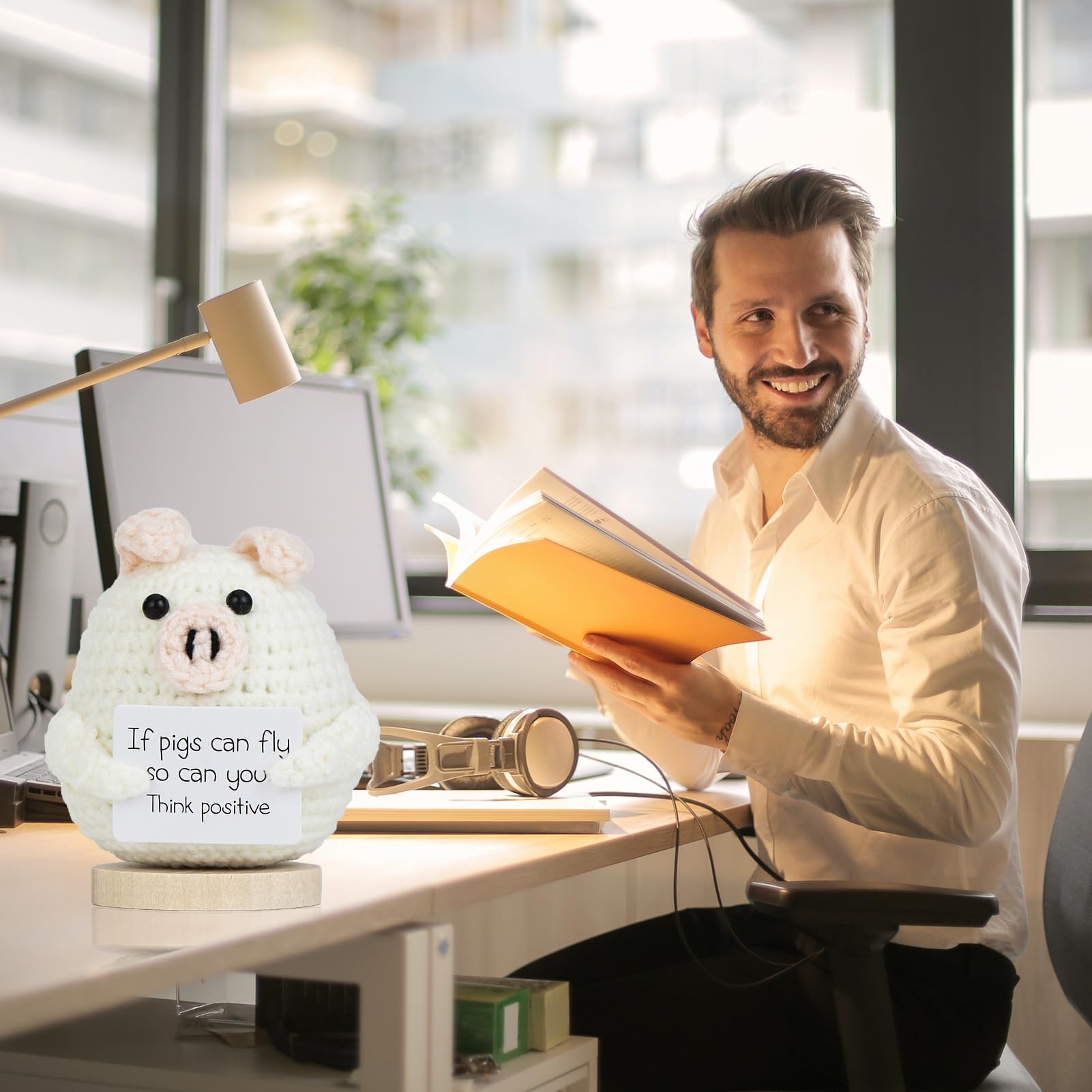 XBOCMY Pocket Hug - Porcellino portafortuna, in lana lavorata a maglia, mini bambola di maiale e piccolo portafortuna, regalo di mutago, buon miglioramento, regalo scolastico