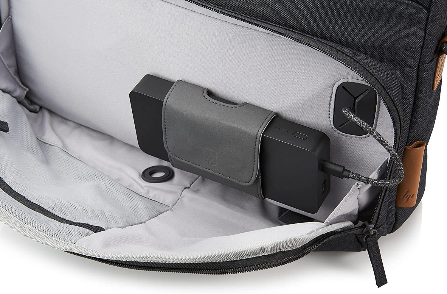 HP Envy Urban Borsa Tracolla per Notebook fino a 15.6", Vano Imbottito, Tasca Ottimale per Bloccare i Lettori RFID, Tessuti e Cerniere Resistenti, Tessuto Impermeabile, Grigio Antracite