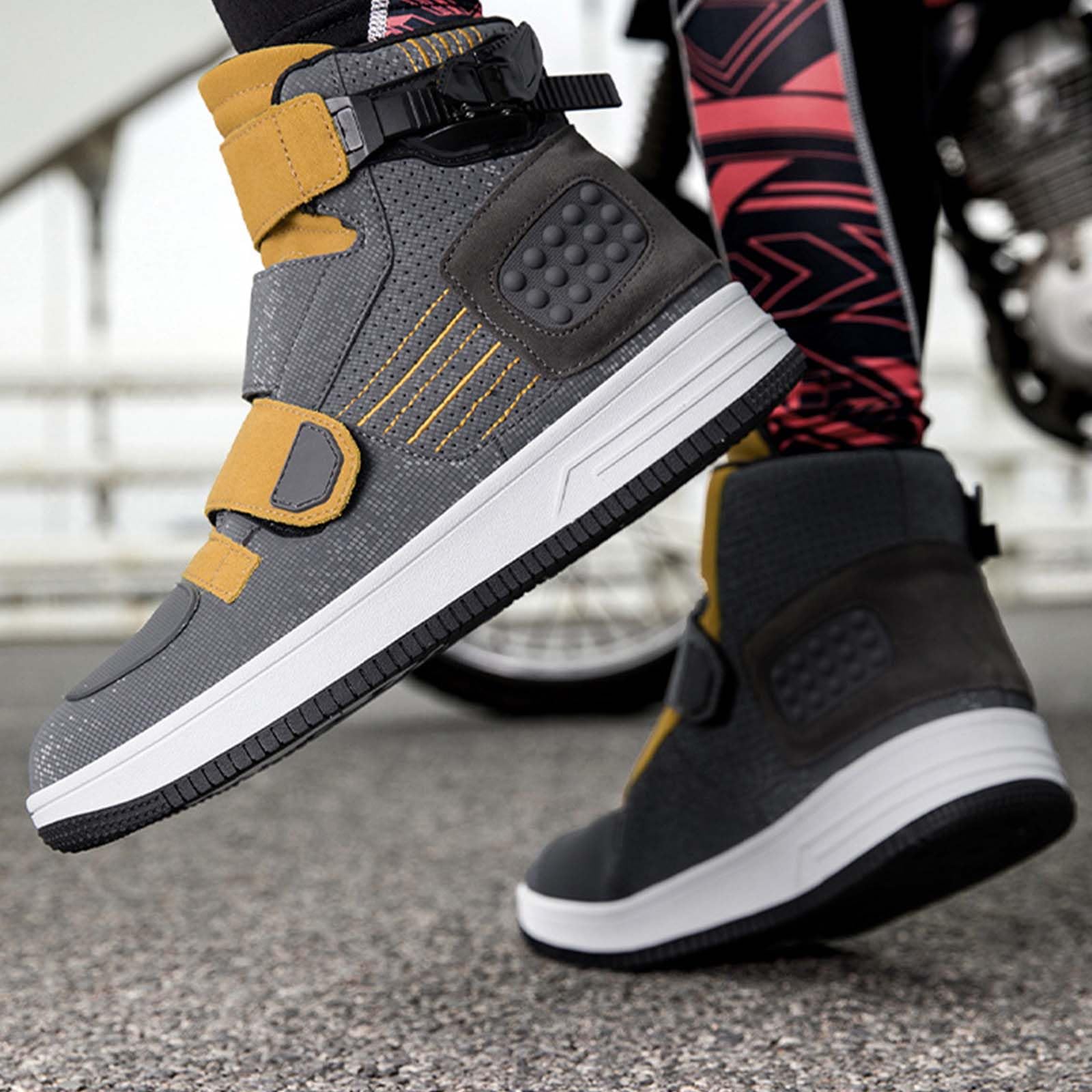 Botas de Moto para Hombre Cuero Impermeables Zapatillas de Motocicleta Suela de Goma Antideslizante, protección de Tobillo y talón