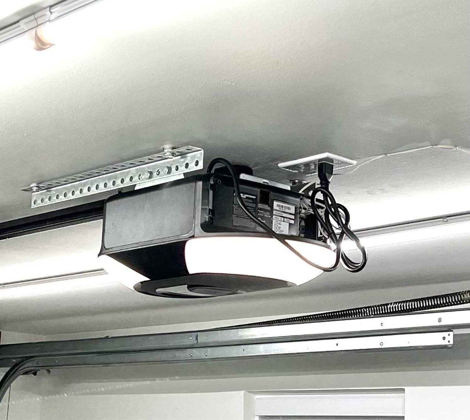 33/mo Finance Chamberlain B6753T Smart Garage Door Opener, Video