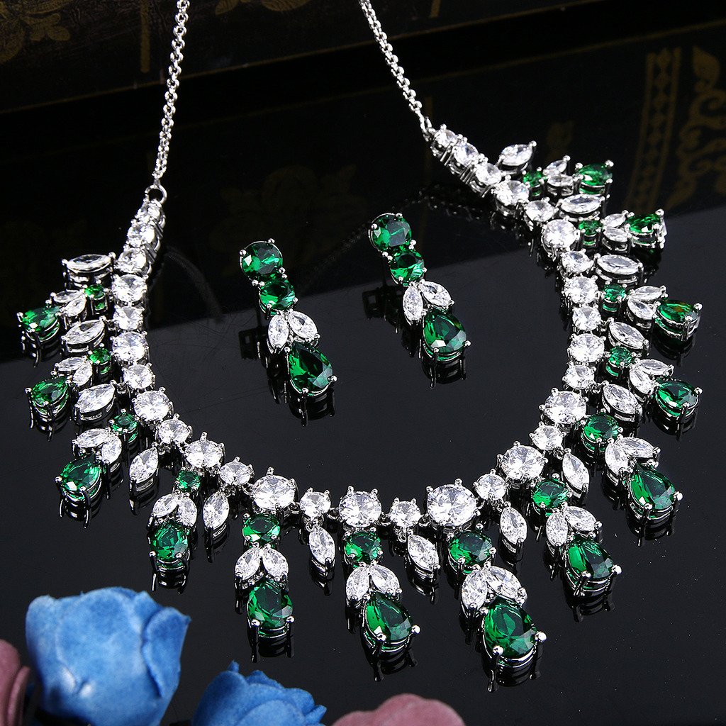 Donna Parure gioielli Matrimonio Nuziale Grappolo Foglia lacrima Collana Ciondolano Orecchini Set