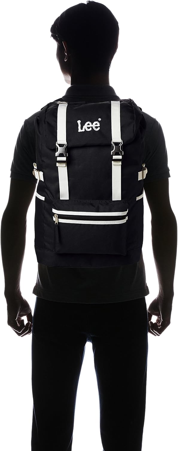 [リー] リュック 軽量 ロゴ刺繍 フラップ型