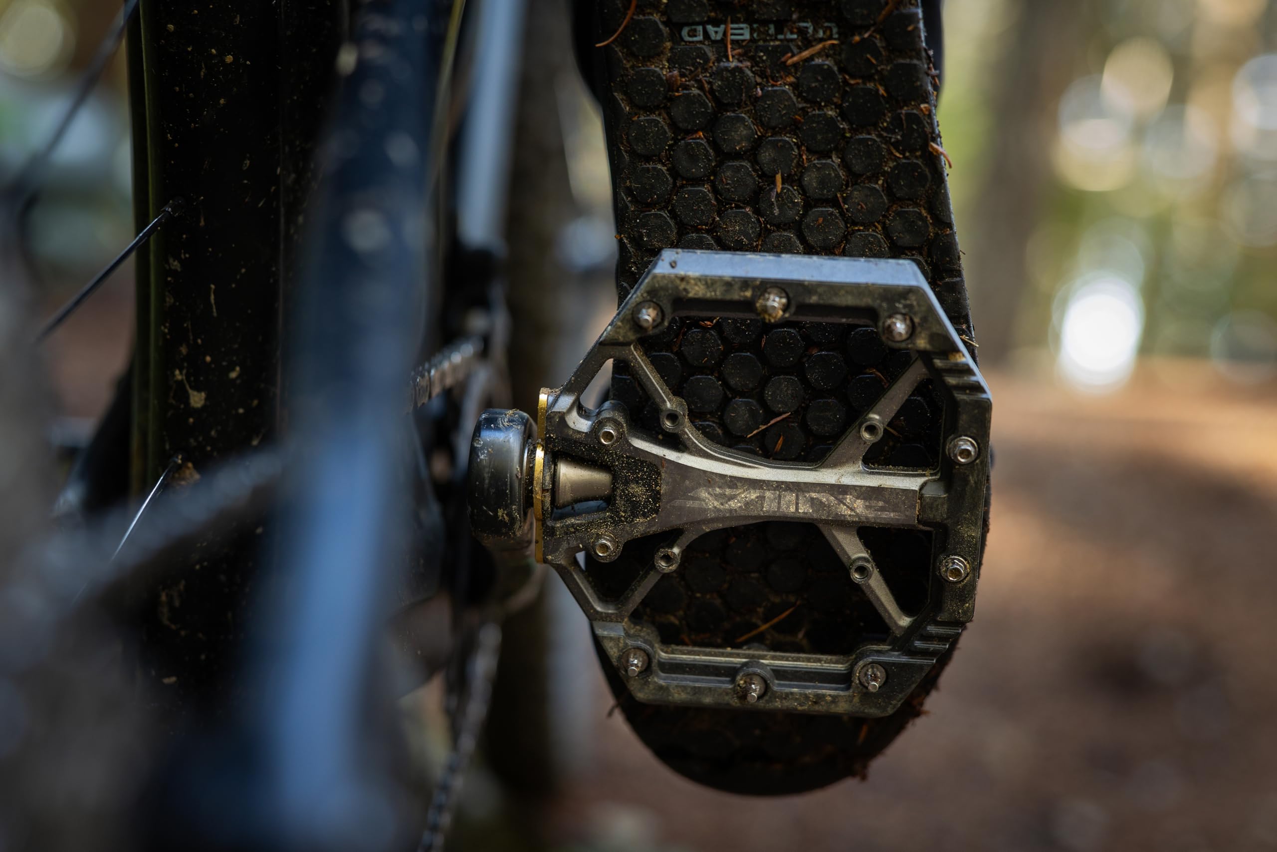 SHIMANO Fahrrad Flat Pedal Saint PD-G8040 Downhill Enduro grau/schwarz