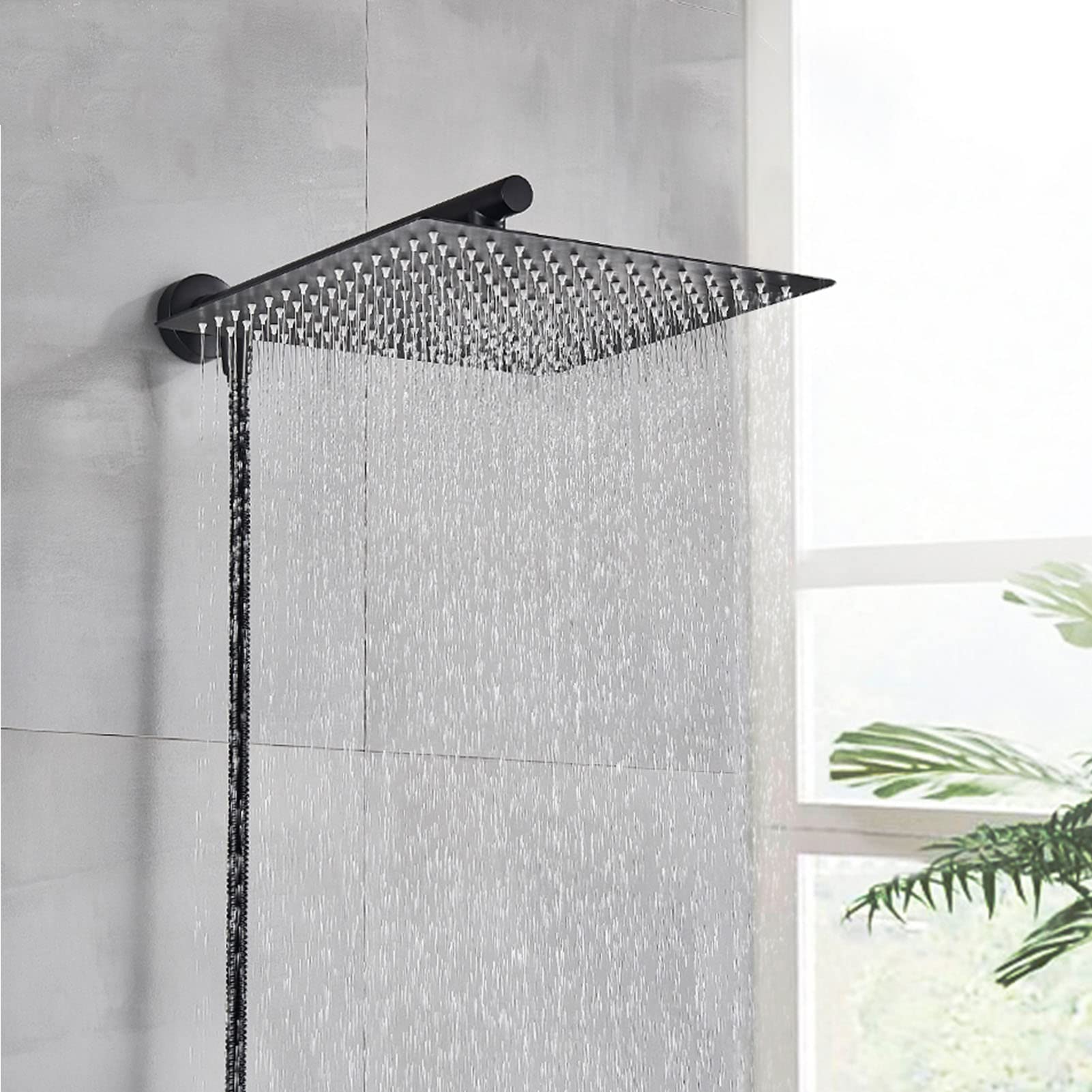 Pomme de douche en acier inoxydable avec finition noire mate haut de gamme