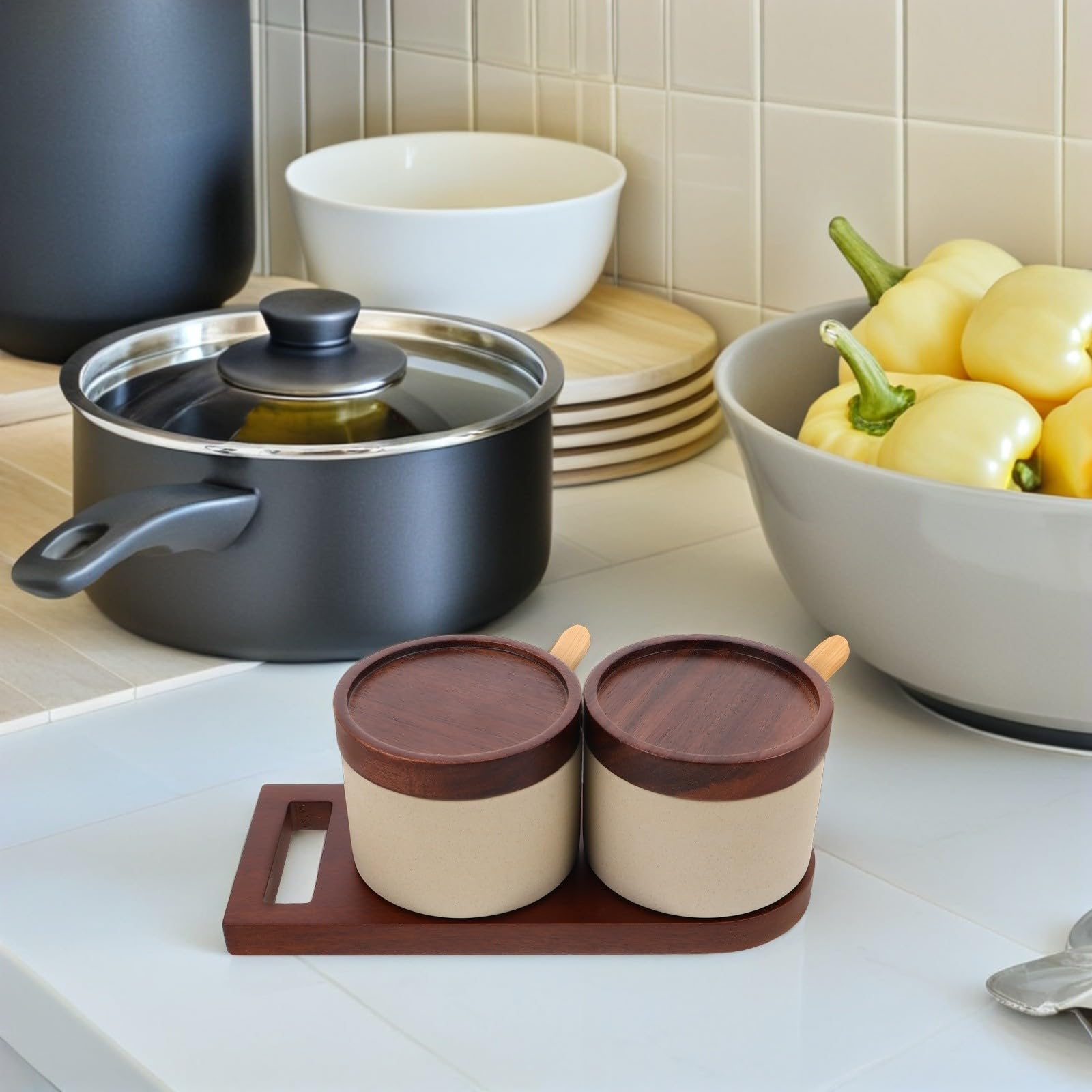 Artibetter Juego de Botes para Especias de Cerámica con Tapa de Madera y Cuchara, Adecuado para Cocina y Café, Diseño Minimalista y Funcional para Condimentar Fácilmente