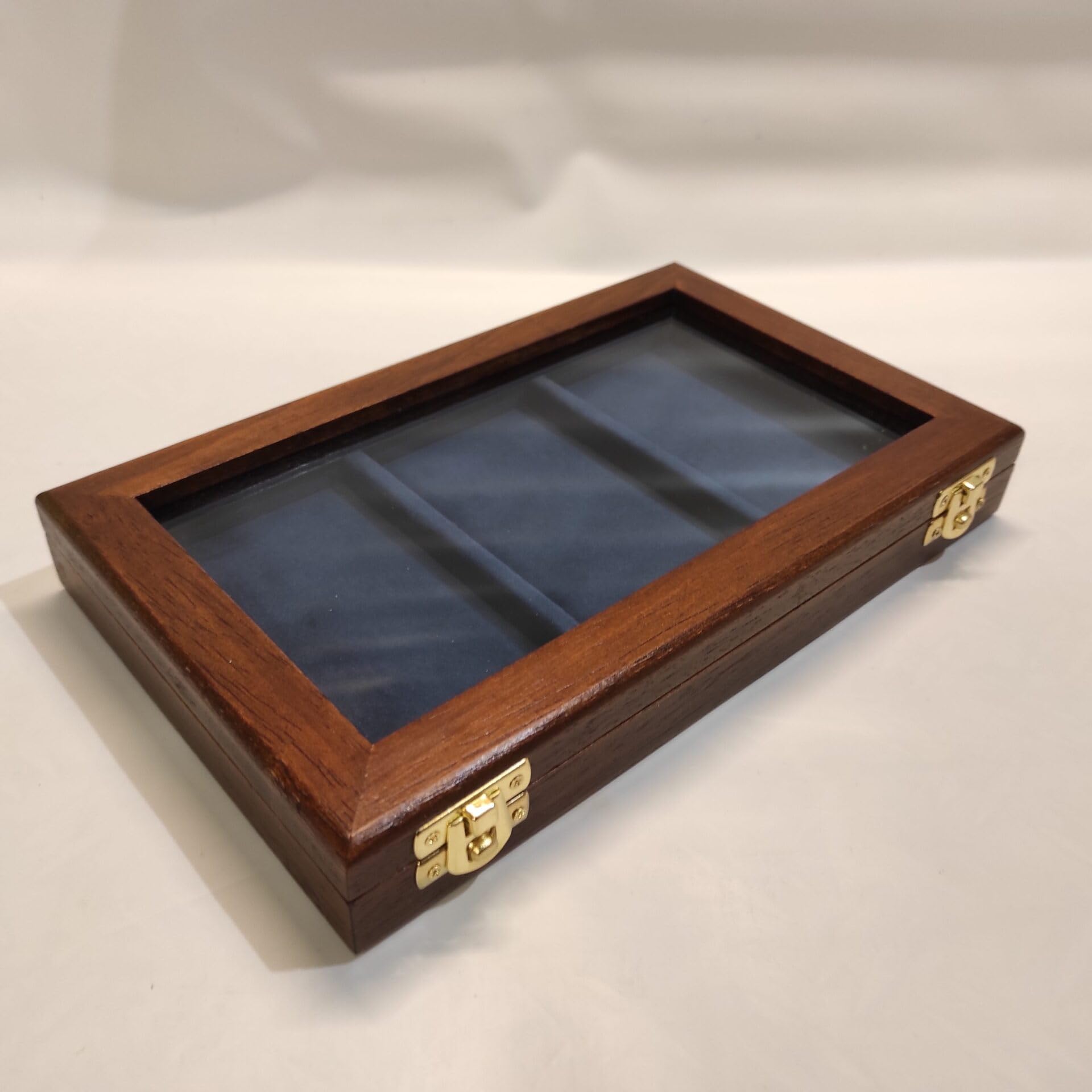 Coffret présentoir pour 3 médailles et pièces de Collection, Fait Main en Bois et Velours, Artisanal Italien, numéroté avec Certificat