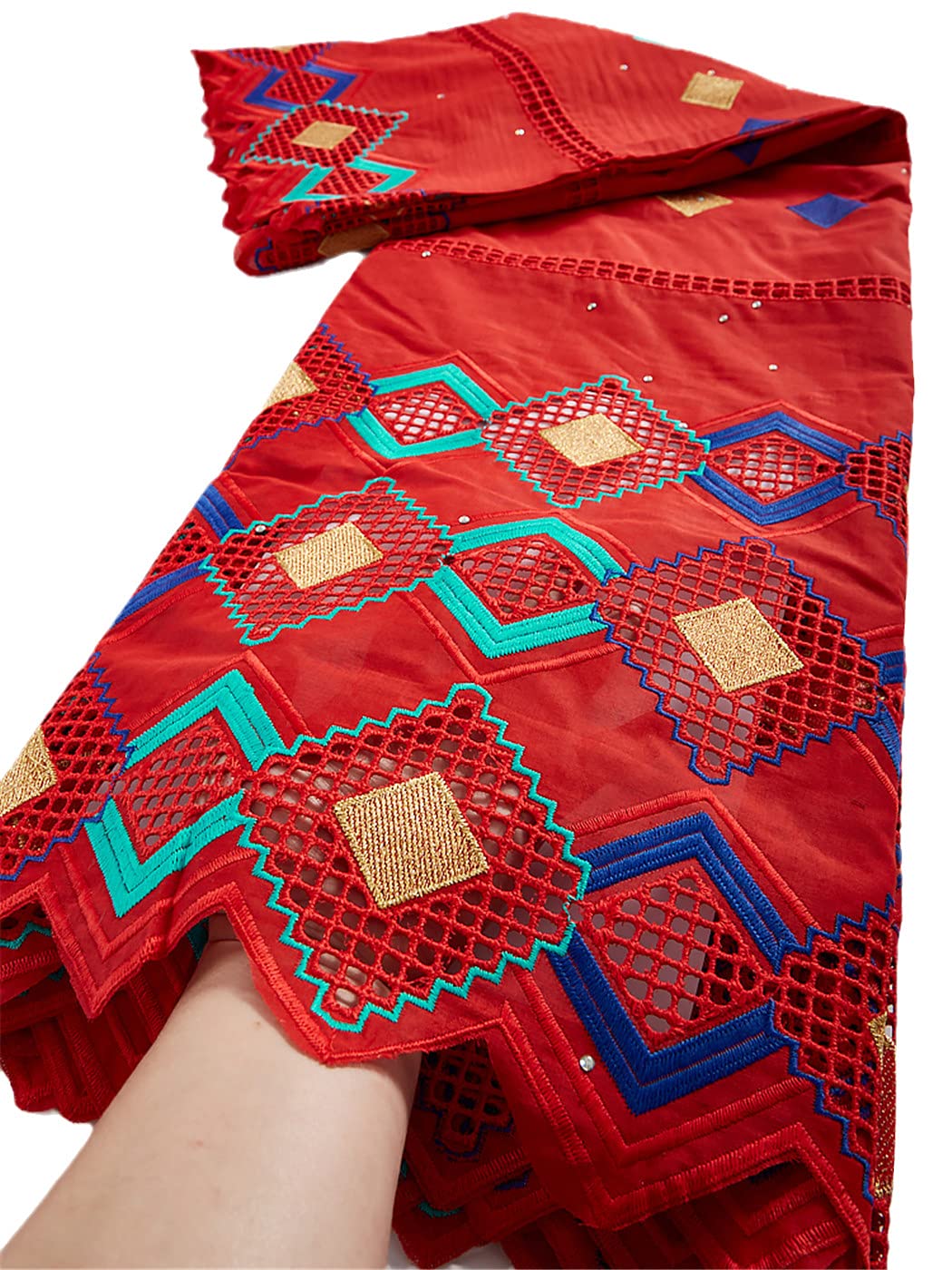 Voile suisse en dentelle sèche pour confectionner votre robe de fête de mariage élégante