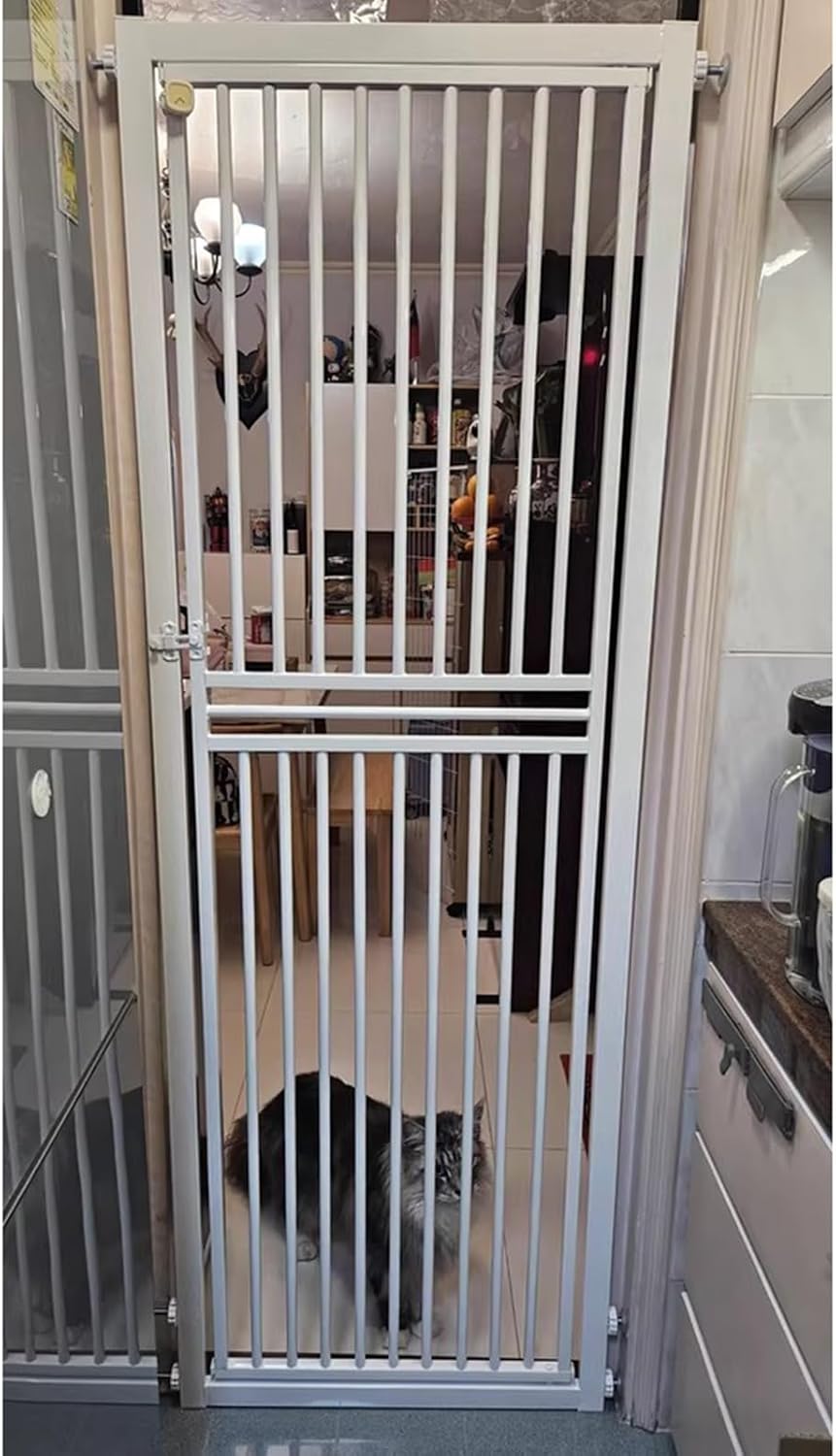 Lockable Anti-Climb Full Door Pet Gate, Narrow Spacing Extra Tall Gate for Jumping Cats, Pressure Mount Dog Safety Barrier for Kitchen/Living Room(90x120cm/35.4x47in)