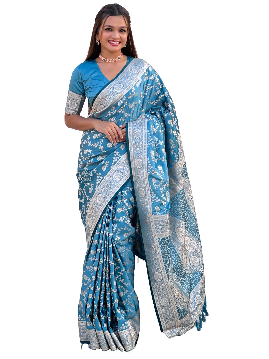 Pandadi Saree Women's Banarasi Silk Saree with Zari Work and Matching Blouse Piece - Review, Price and Buying Guide