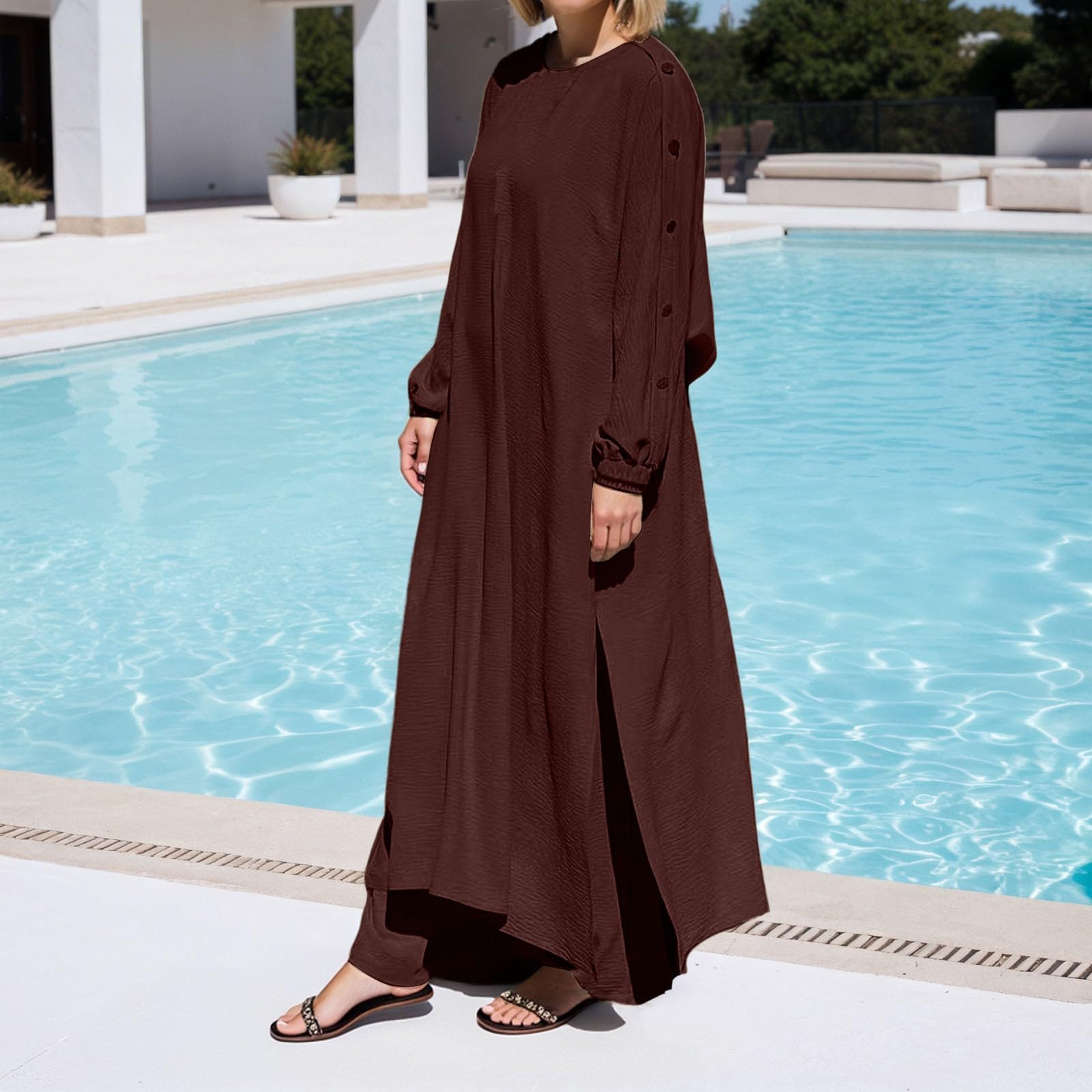 Traje de Pantalones Holgados para Mujer con Cuello Redondo y Mangas Elegantes con Detalles Dorados para Uso Diario Cómodo