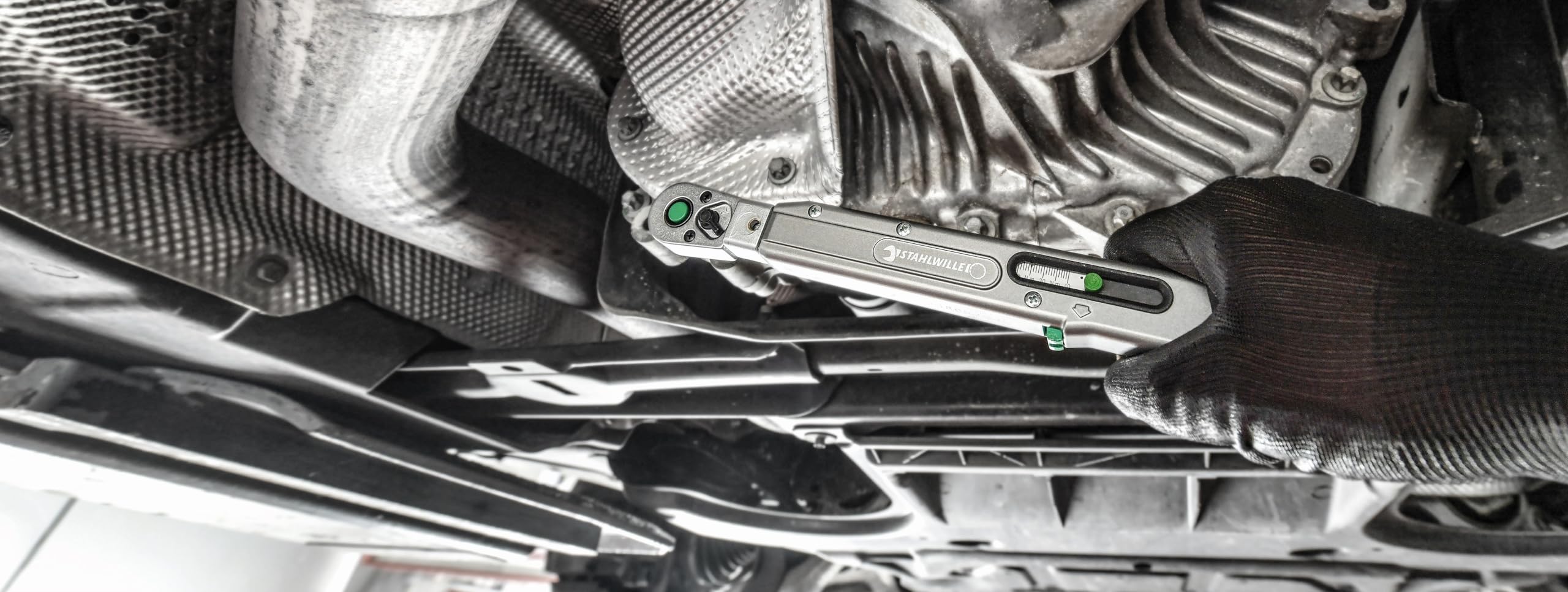 STAHLWILLE Zestaw kluczy dynamometrycznych 4-częściowy 8-200 N·m | z grzechotką 3/8" + 1/2" | w pudełku z tworzywa sztucznego | Made in Germany