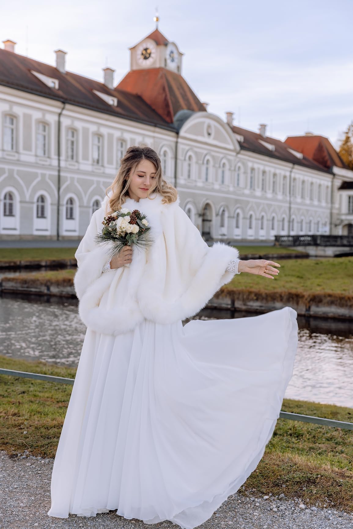 BEAUTELICATE Estola de Pelo para Bodas Cape con Capucha Poncho de Piel Sintética Chal Mujer Fiesta Boleros Novia Halloween Navidad Invierno