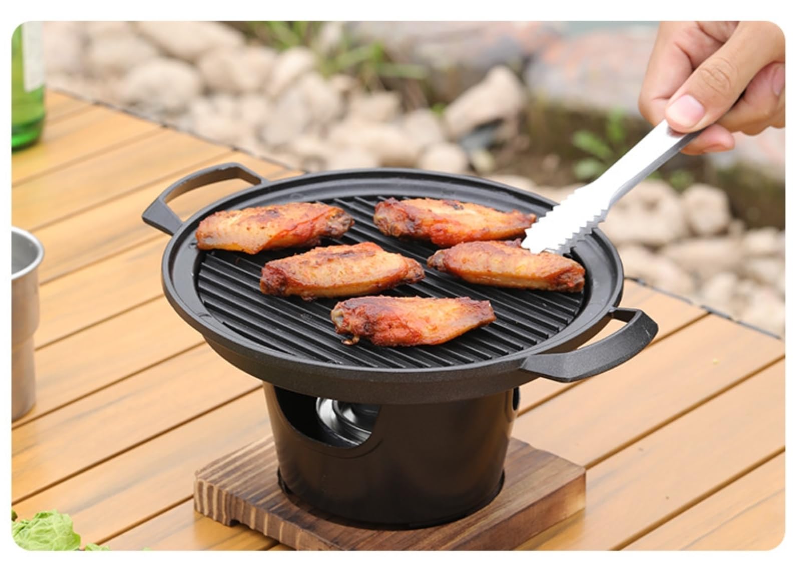 Przenośny wewnętrzny grill na węgiel drzewny, mini grill Hibachi z drewnianą ramą, stop aluminium, idealny na kemping, do domu, grilla, gotowania na świeżym powietrzu