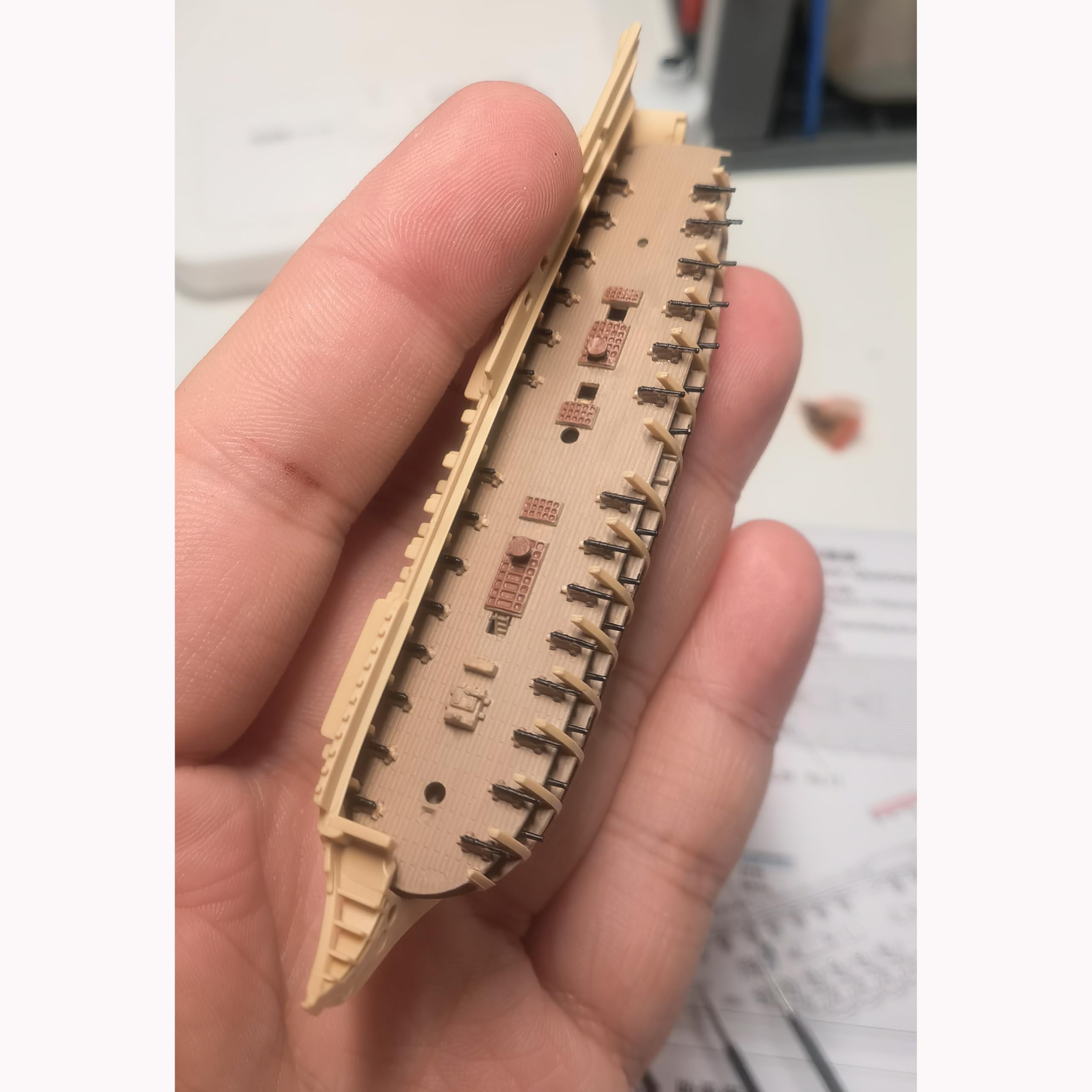 Amazon.com: 花田制造 HMS Victory Model Kit, 1/700 Scale, with