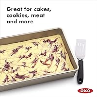 Vista 6 de OXO Molde para pastel GG antiadherente PRO - 9 x 13 pulgadas