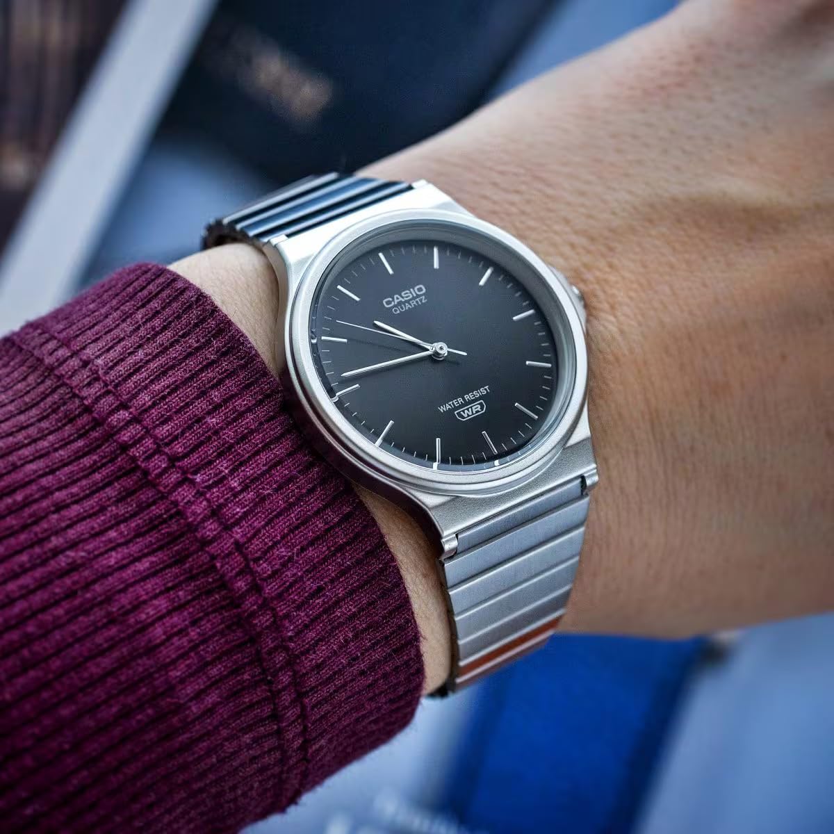 Casio MQ-24DA-1AEF Reloj