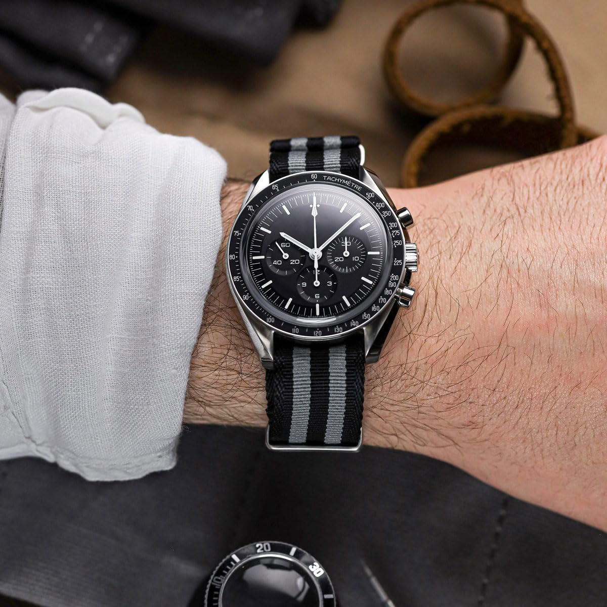 WatchGecko Signature Nylon-Uhrenarmband | Ersatzarmband aus Nylon im Militärstil in Schweizer Qualität – robust, schnell trocknend und sicher für Outdoor-Aktivitäten