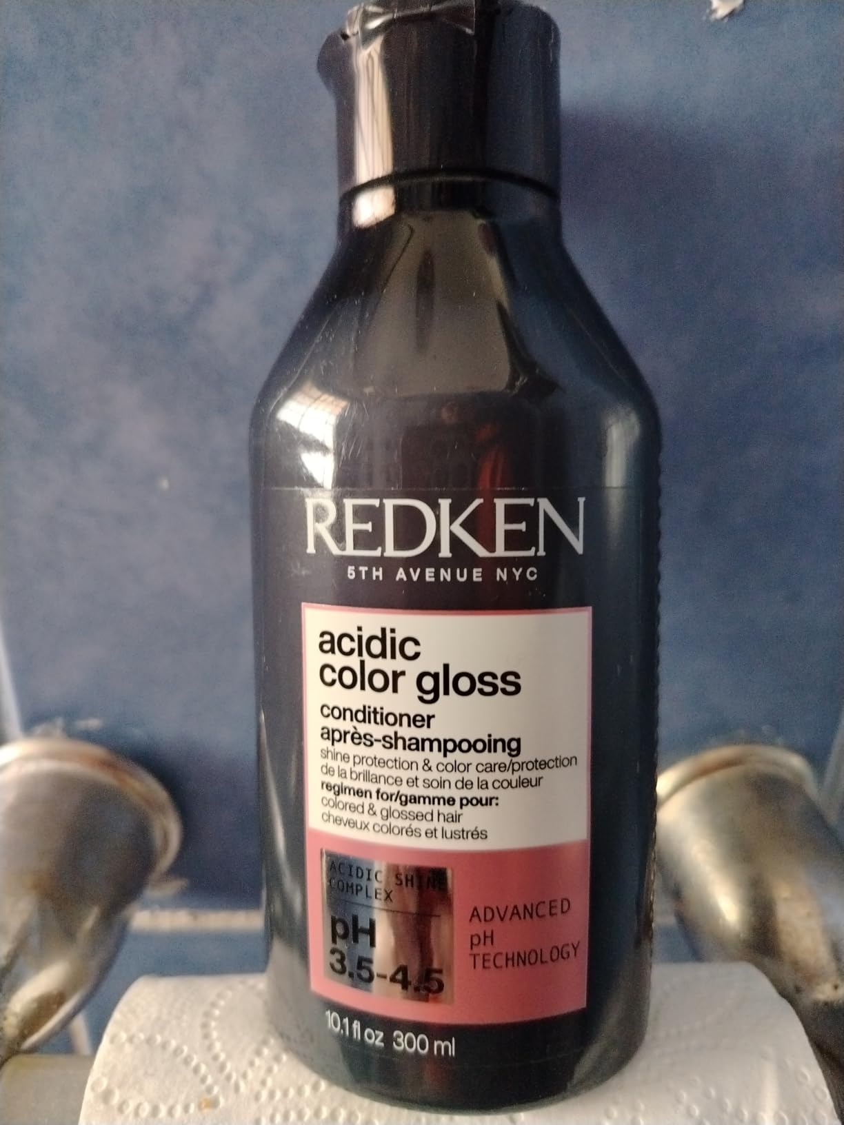 Redken Acidic Color Gloss Conditioner - Color Protection & Vibrancy, Salon-Grade Hair Shine, For Color-Treated Hair