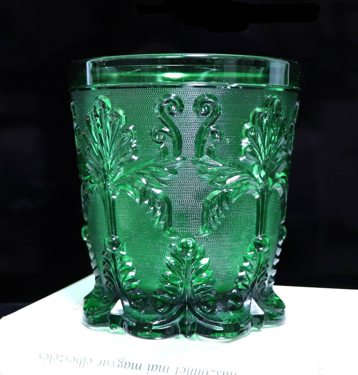 Amazon.co.jp: オールドバカラ (BACCARAT) 1840年 大型 緑色ガラス 壺 